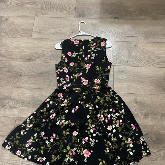 Maison Jules Women's Black Floral Sleevless dress, size 2 - Picture 2 of 9